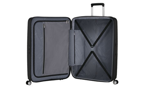 Wewnętrzna organizacja z dodatkową kieszenią zapinaną na suwak