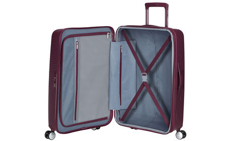 Wewnętrzna organizacja z dodatkową kieszenią zapinaną na suwak