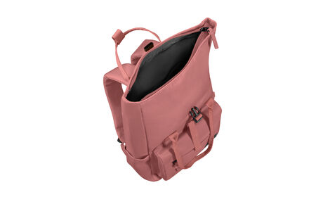 Large main compartment