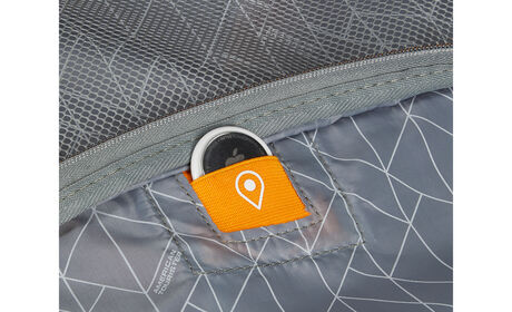 Wbudowany uchwyt na AirTag