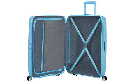 Wewnętrzna organizacja z dodatkową kieszenią zapinaną na suwak