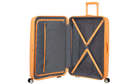 Wewnętrzna organizacja z dodatkową kieszenią zapinaną na suwak