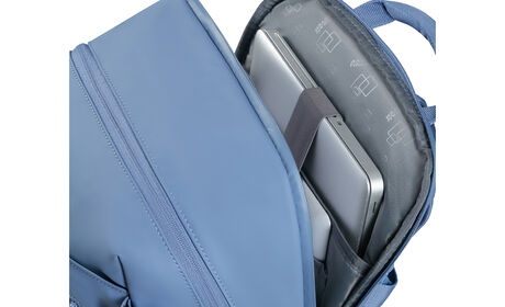 Laptop compartment 15.6"