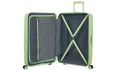 Wewnętrzna organizacja z dodatkową kieszenią zapinaną na suwak