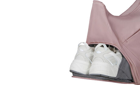 Shoe side pocket