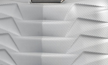 Niezwykle sprężysty i niewyobrażalnie mocny