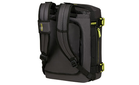 Chowane szelki plecaka