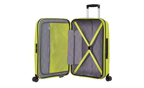 Wewnętrzna organizacja z dodatkową kieszenią zapinaną na zamek błyskawiczny