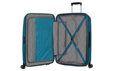 Wewnętrzna organizacja z dodatkową kieszenią zapinaną na zamek błyskawiczny