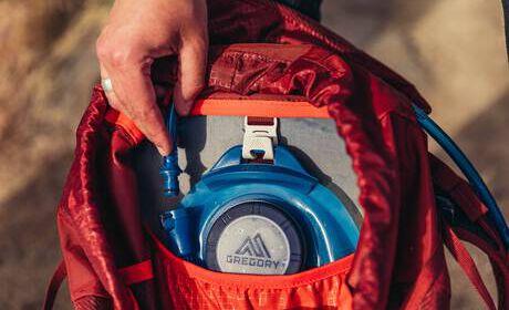 Gotowy do zamocowania systemu hydracyjnego