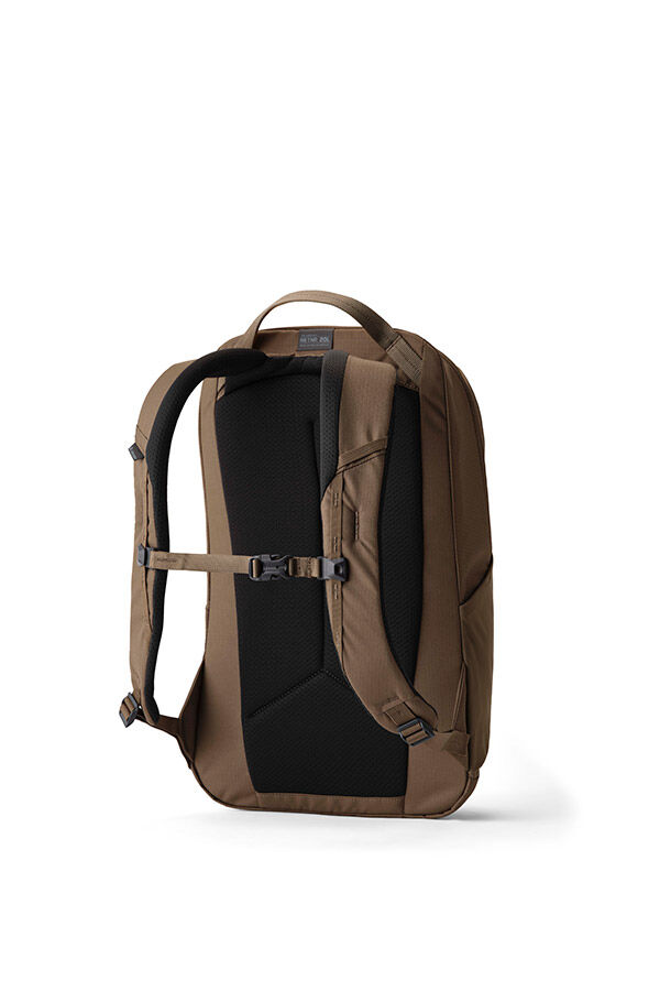 Gregory  RETNA 20  Mesa Brown