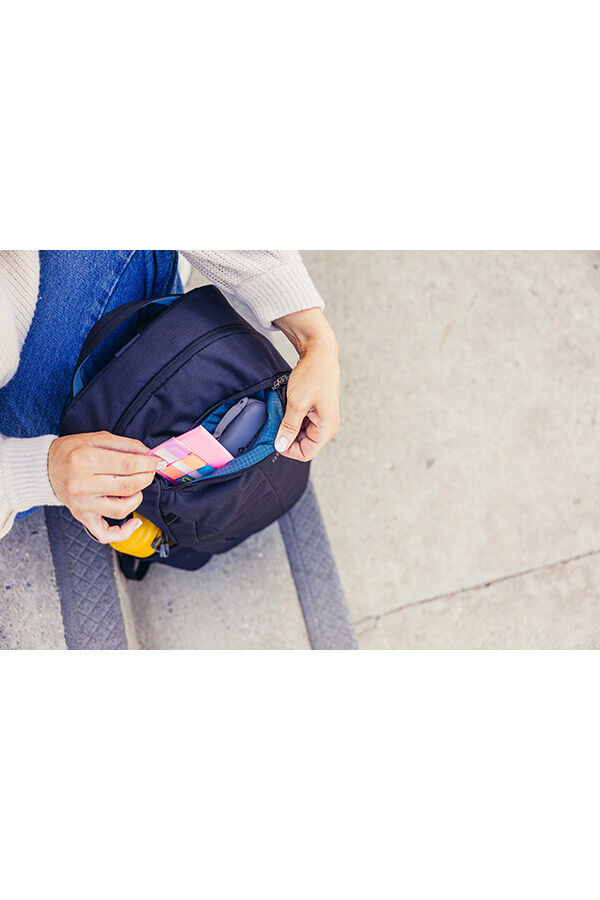 Gregory  RETNA 28  Mesa Brown