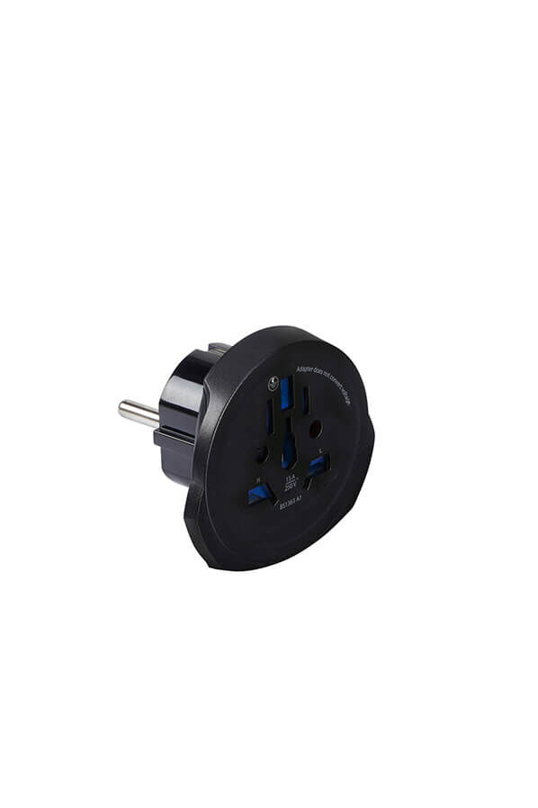 Ta Revolution World Adaptor Pro 3-Pole + USB
