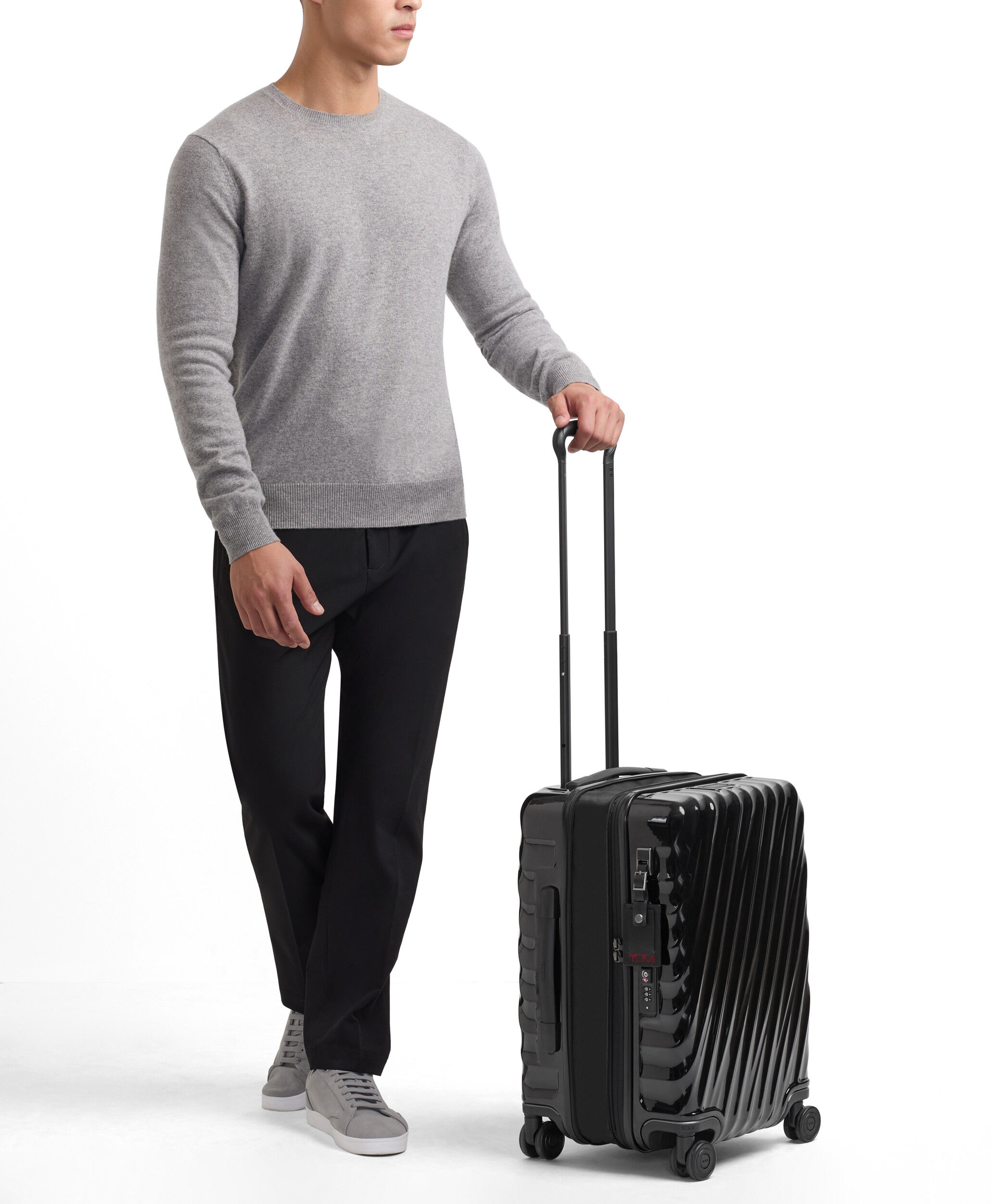 19 Degree Spinner (4 wheels) 55 cm - Int.