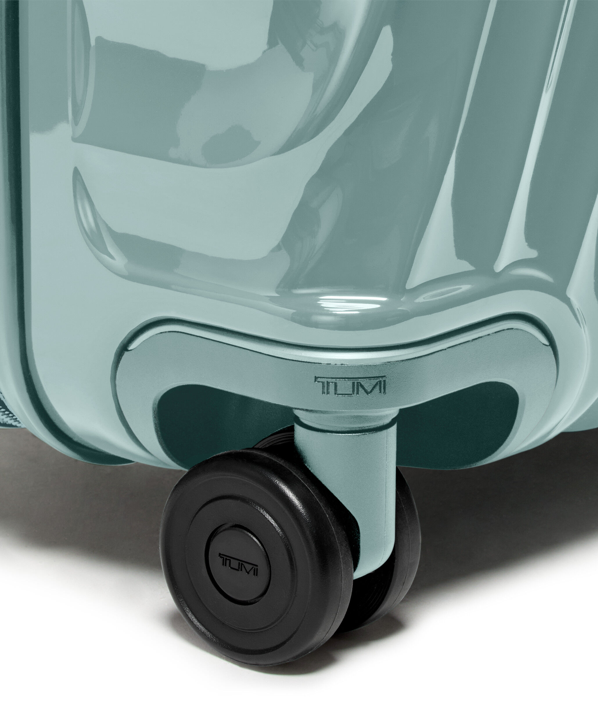 TUMI Walizka poszerzany Short Trip 66 cm