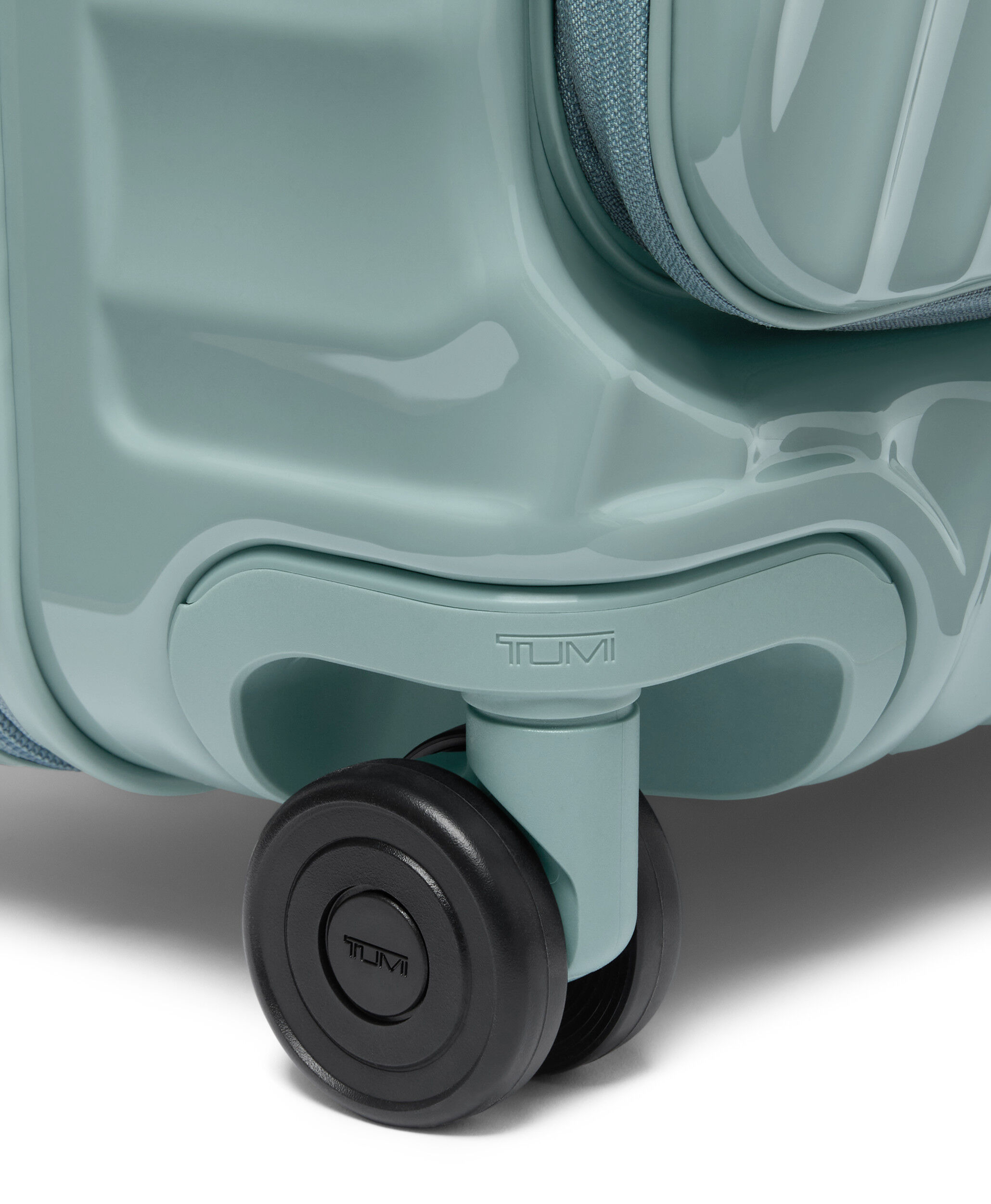 19 Degree Front Access Walizka na 4 kołach poszerzany 66 cm